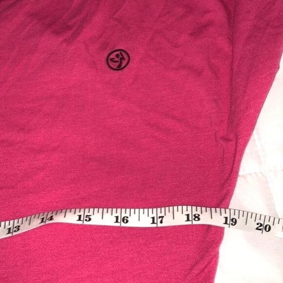 Zumba Wear "Bring Sexy Back" Top M/L Berry Color - Picture 8 of 10